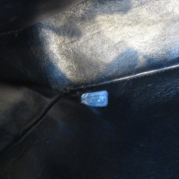 Authentic 1990s Chanel Backpack Black Lambskin Leather Quilted Vintage - Picture 14 of 16